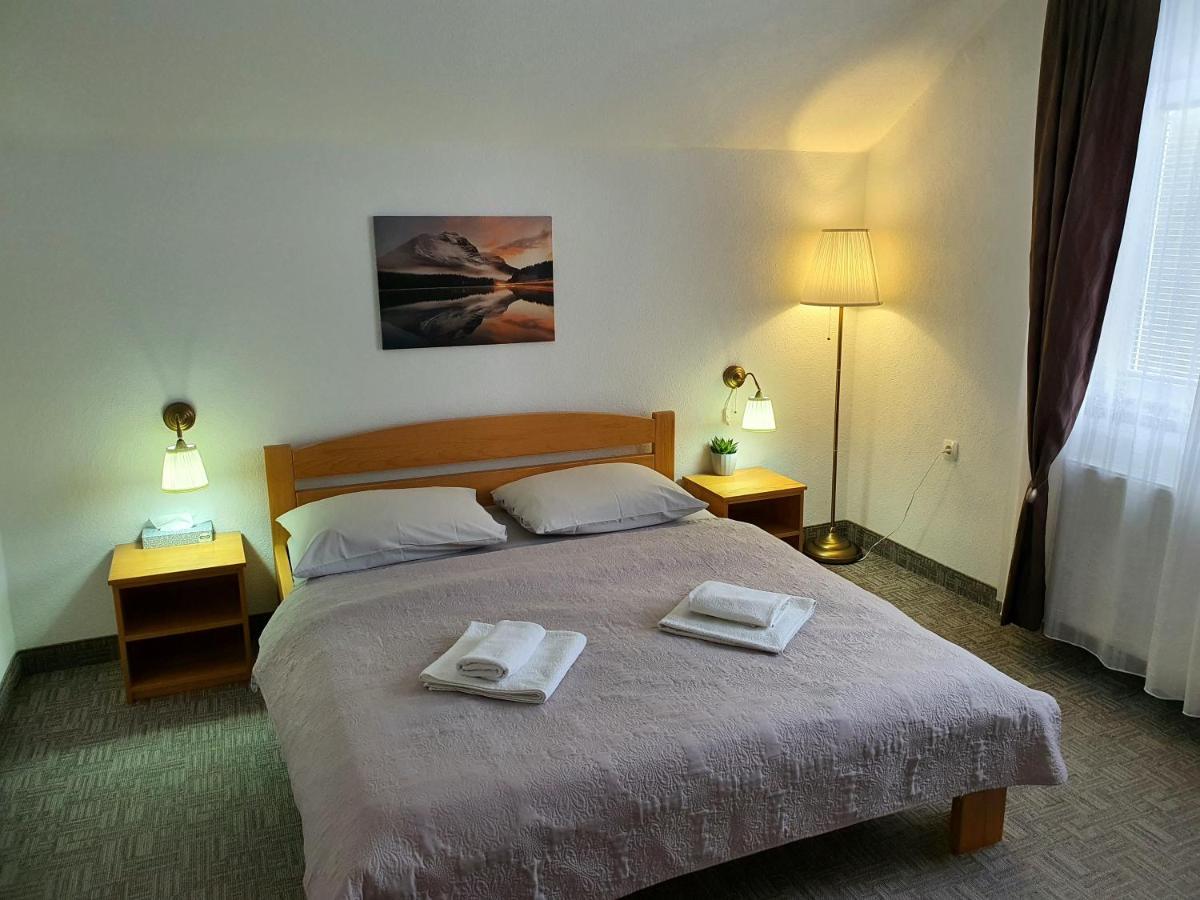 Guesthouse Kovacevic 코레니카 외부 사진