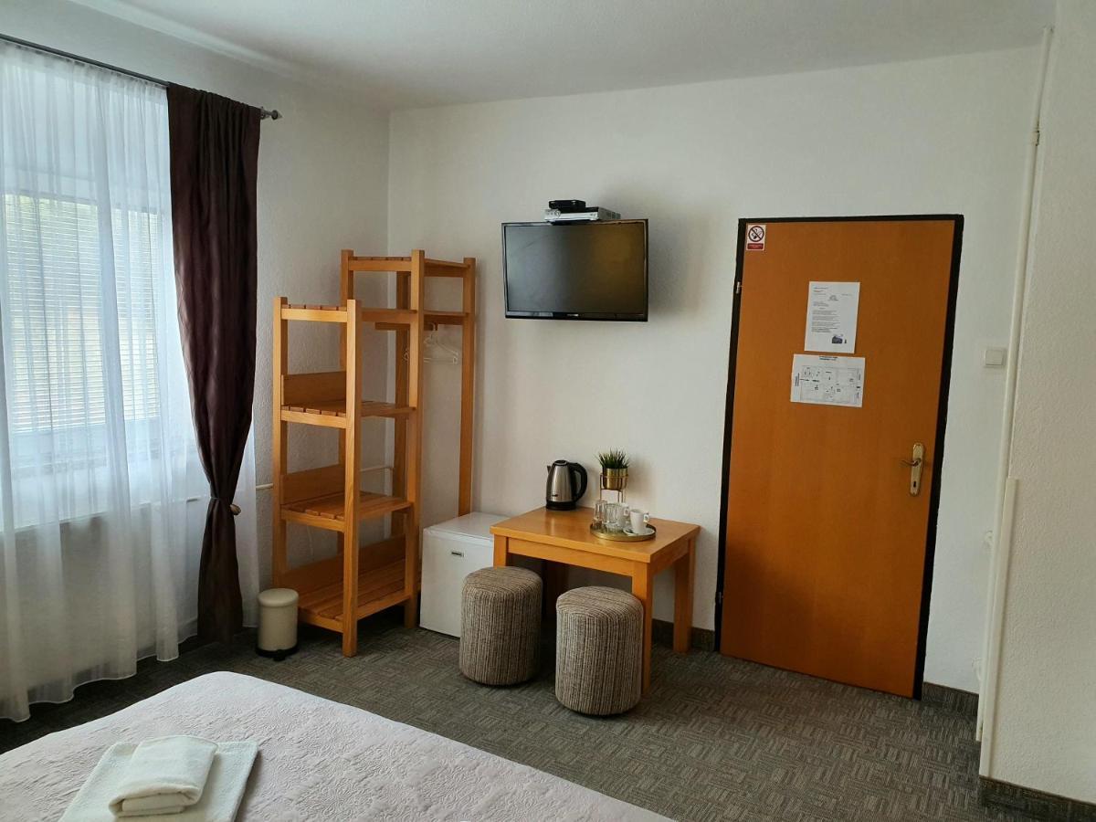 Guesthouse Kovacevic 코레니카 외부 사진