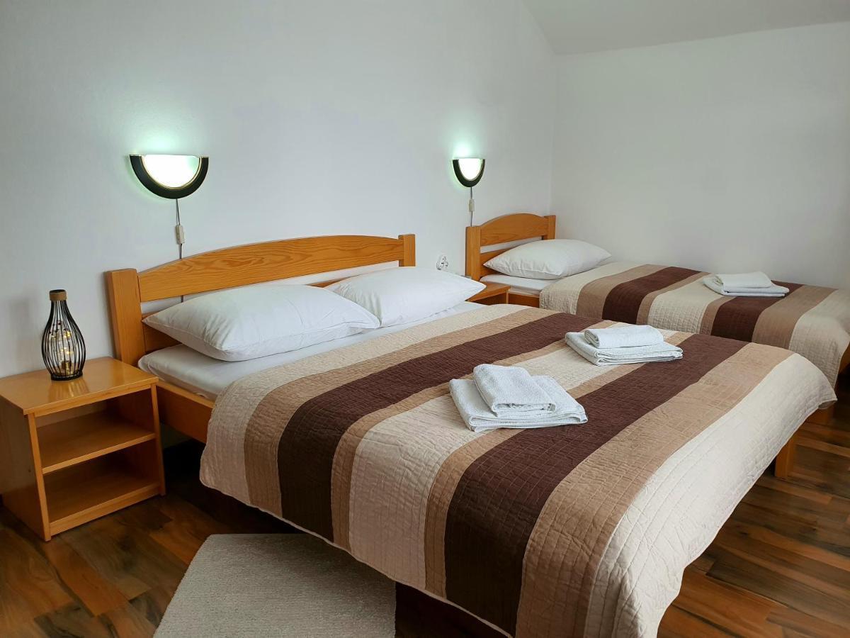 Guesthouse Kovacevic 코레니카 외부 사진