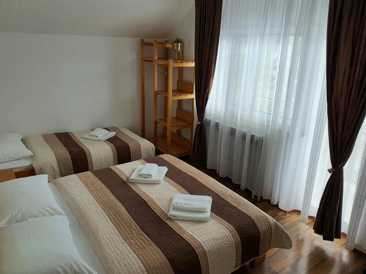 Guesthouse Kovacevic 코레니카 외부 사진