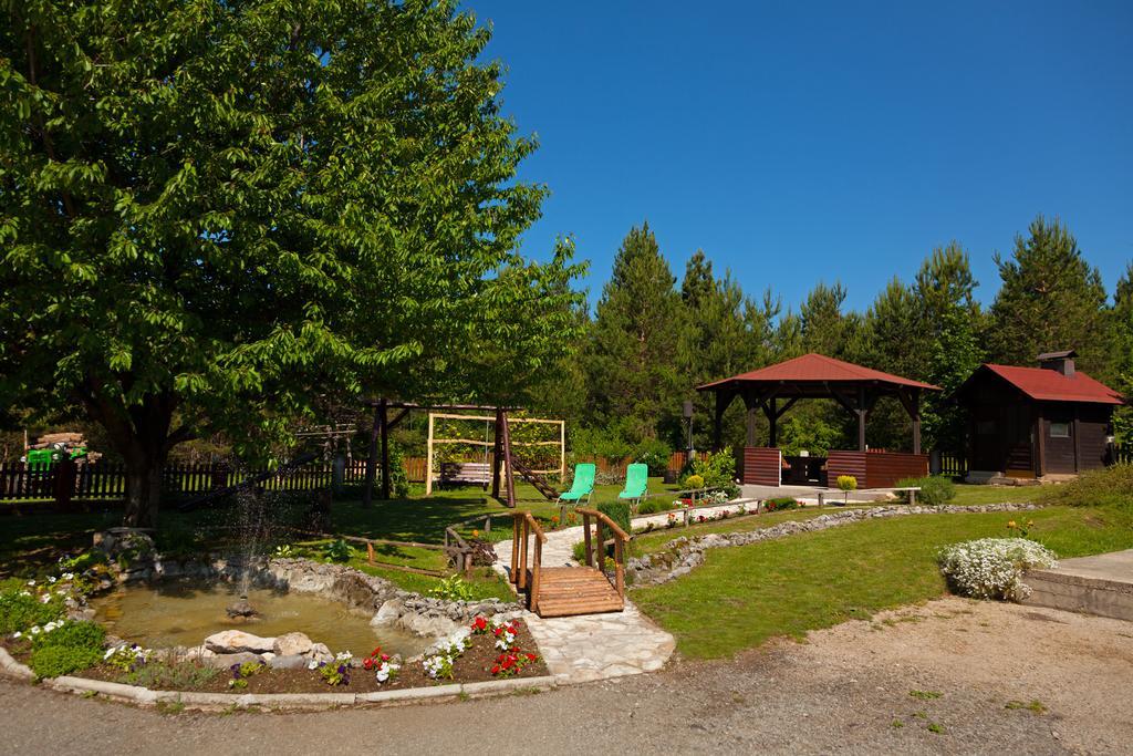 Guesthouse Kovacevic 코레니카 외부 사진